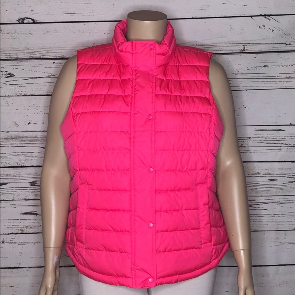 Gap NWT XXL Hot Pink Zip & Button Puffer Vest